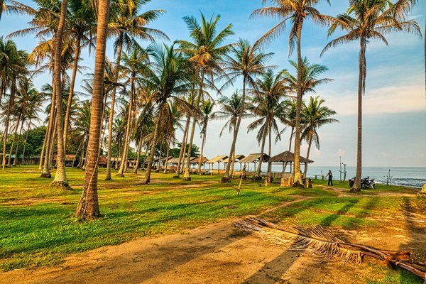 Quels sont les avantages de louer une maison de vacances en Toscane avec des cours de peinture et des visites de galeries d'art?